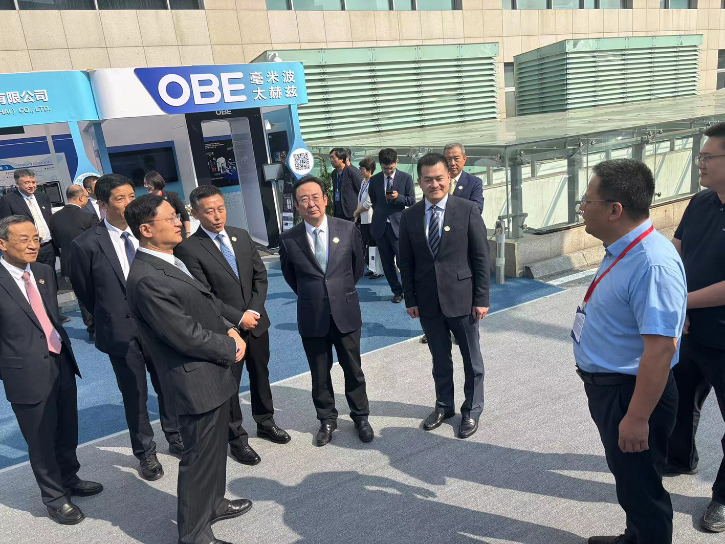 北京市常务副市长，民航局副局长胡振江，首都机场集团董事长王长益，首都机场集团总经理刘春晨,国航副总裁闫飞,首都机场集团副总阎欣4.jpg