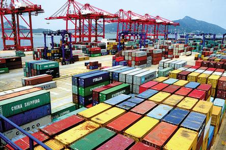 海关总署:前6个月中国货物贸易进出口总值13.14万亿元